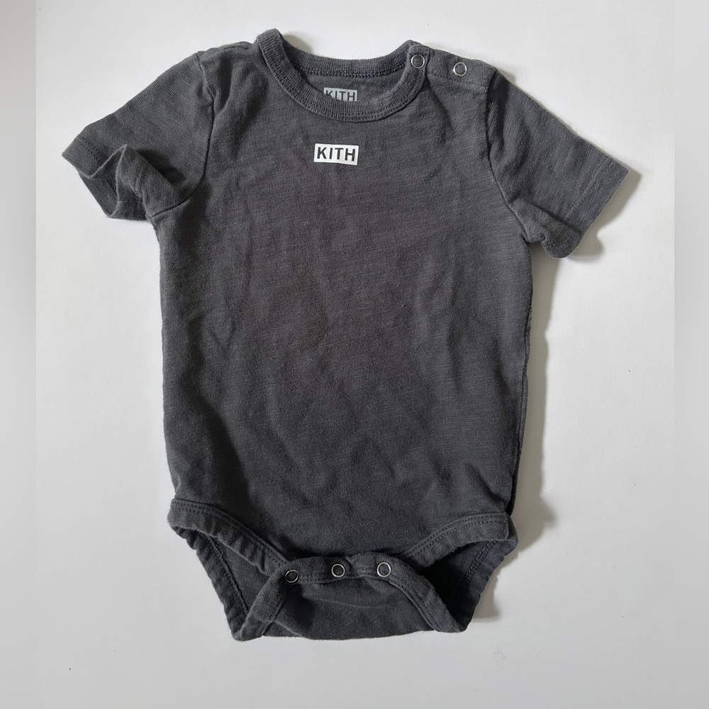 Kith Charcoal 6-12 M Bodysuit